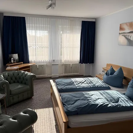Gaestehaus Am Binnensee * Хайлигенхафен